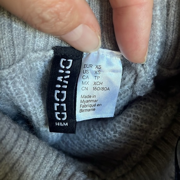 H & M Jacquard-Knit Turtleneck Cropped Sweater Pink Gray Patterned Women's Sz XS - Picture 9 of 9